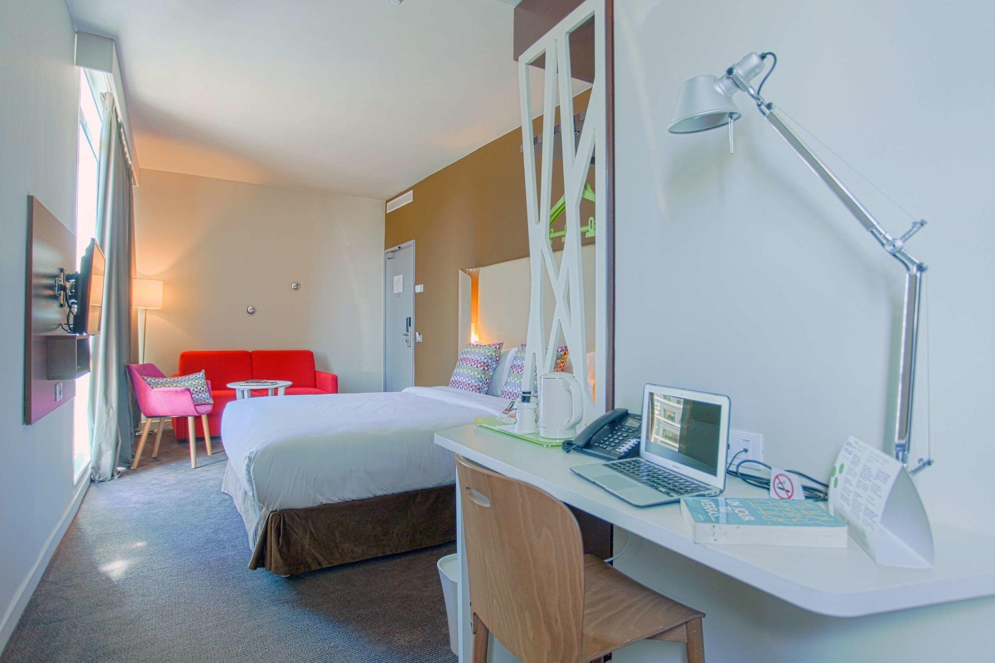 فندق Campanile Centre 3*