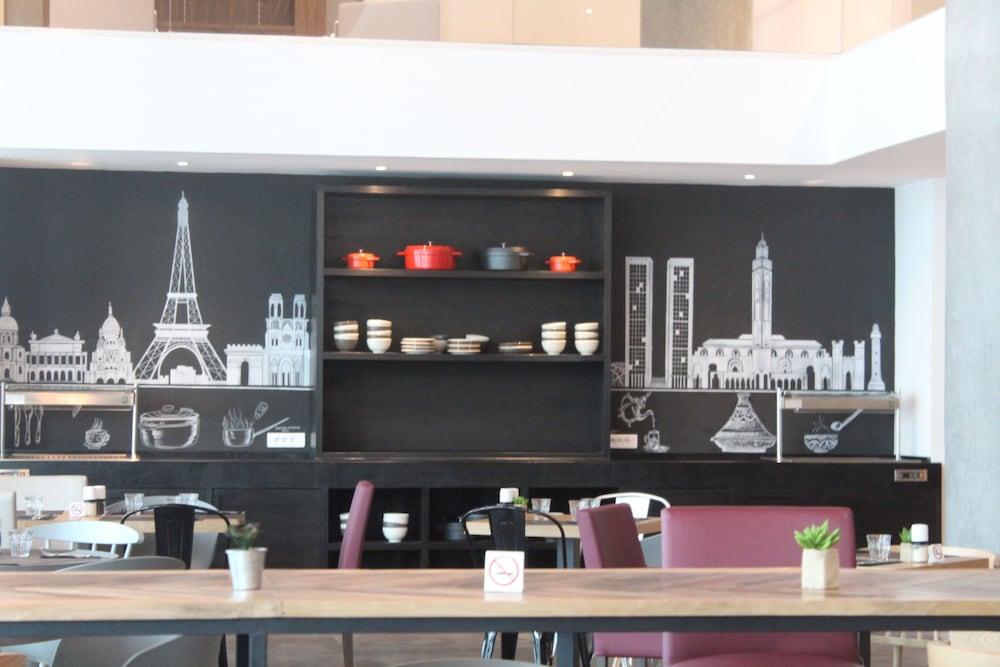 Campanile Centre 3* الدار البيضاء